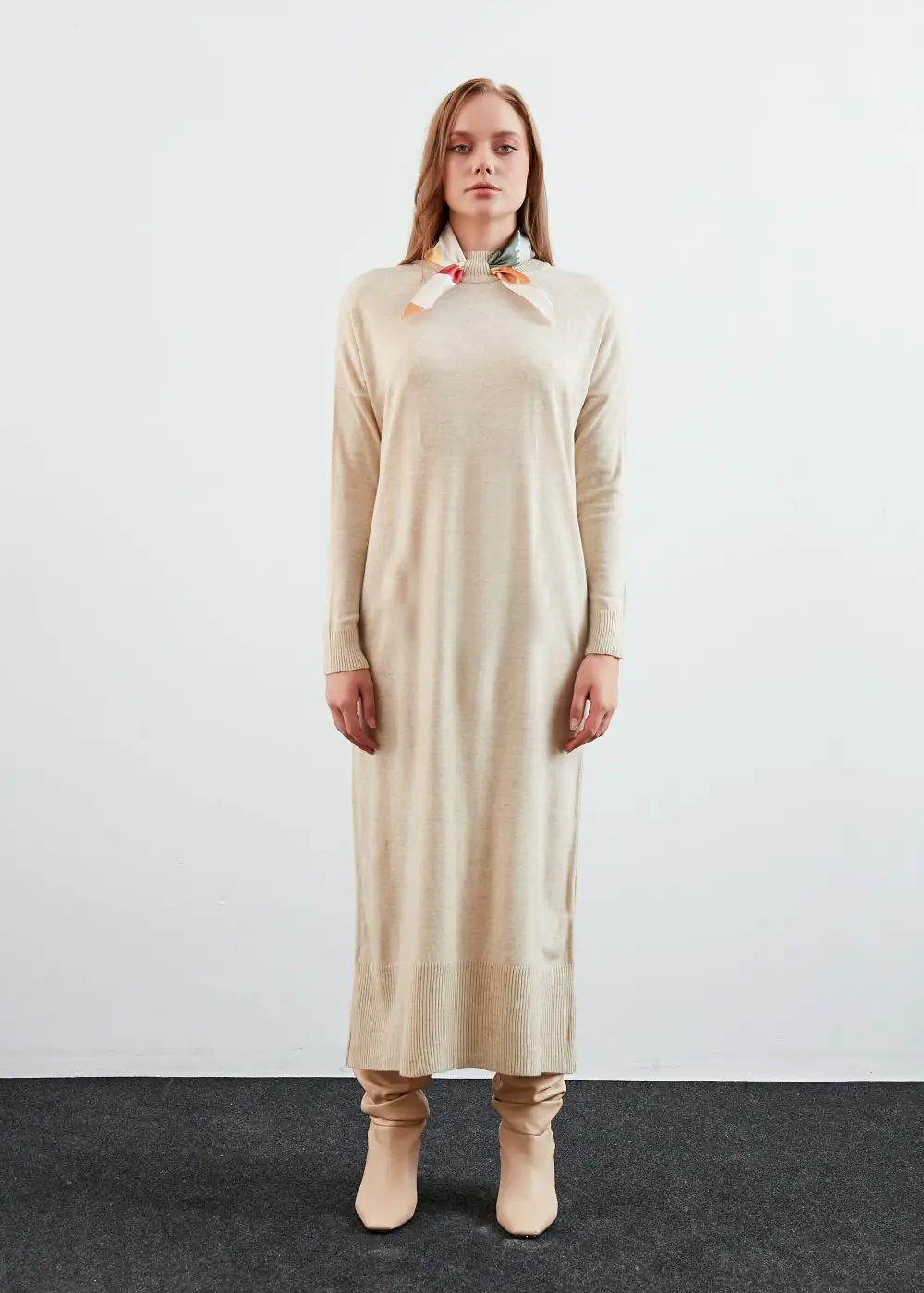 Fularlı Elbise-Bej
