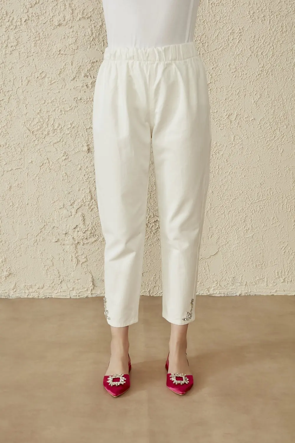White  taşlı  Denim - Beyaz